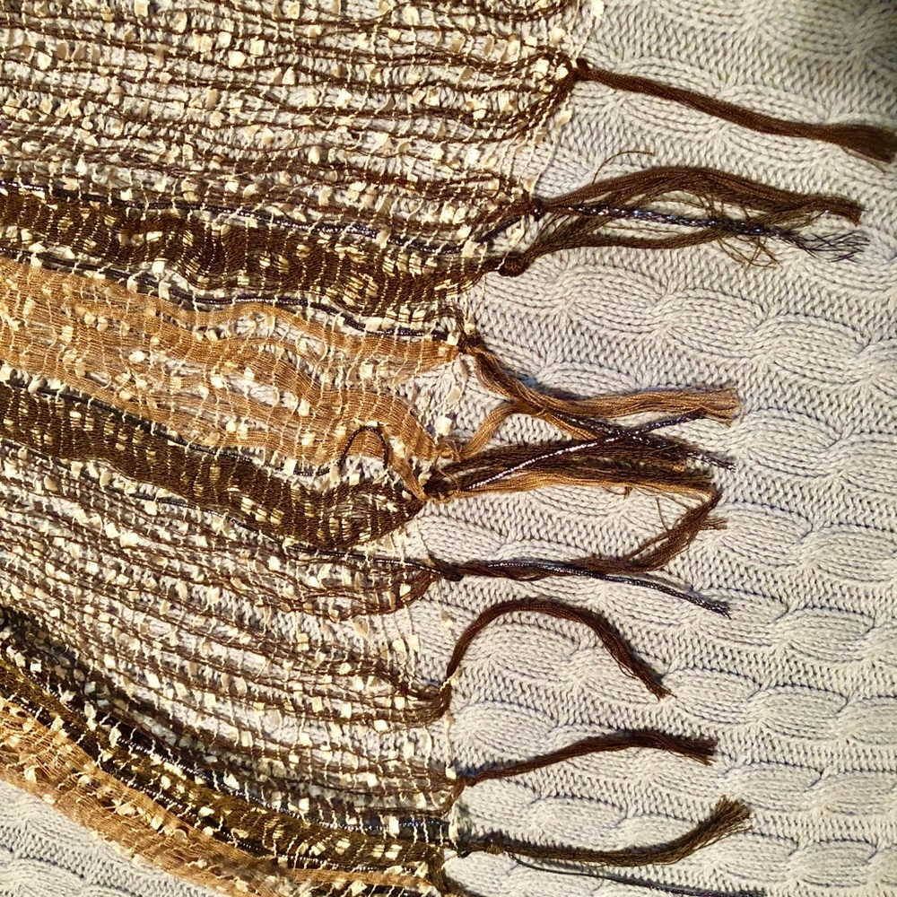 Scarf - Picture 2 of 6